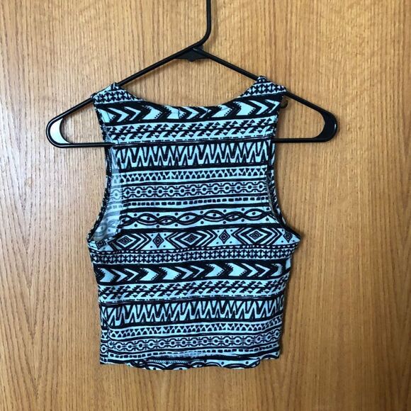 Mint and Black Patterned Crop Top - Picture 4 of 6